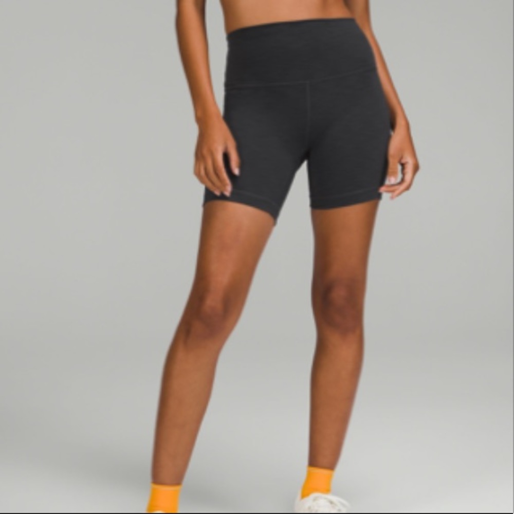 Lululemon Wunder Train High-rise Short